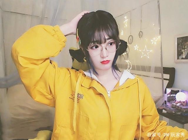 dnf公益服还在刷灵魂之冢副本？魔盒武器礼盒实测，开出概率太高！901